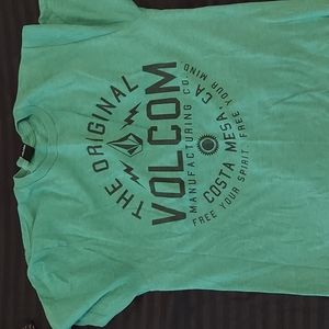Mens volcom tshirt size small